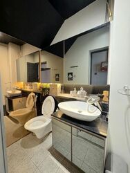 Smith Street (D1), Retail #513578161